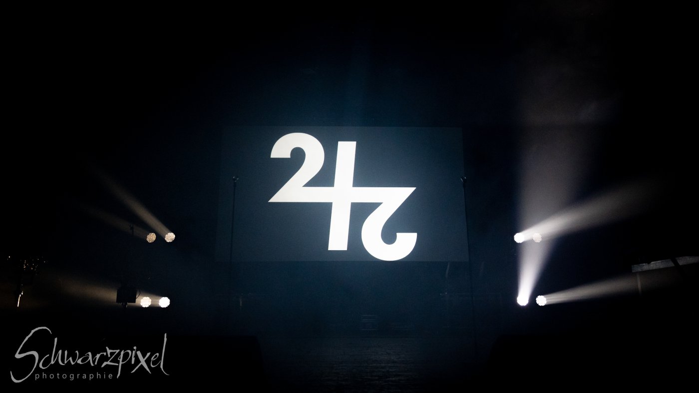 Front 242 und Nitzer Ebb