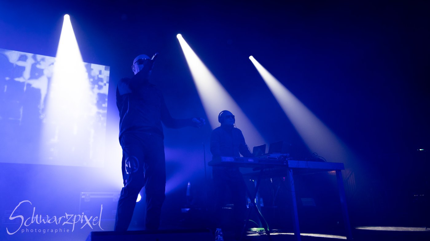 Front 242 und Nitzer Ebb