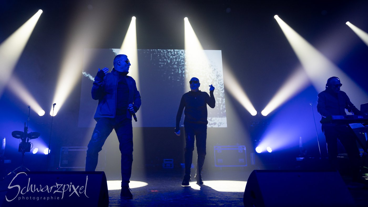 Front 242 und Nitzer Ebb
