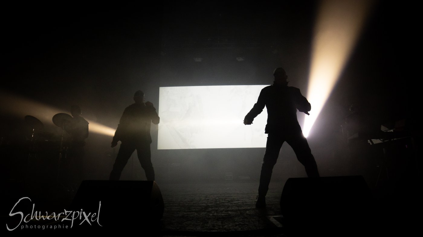 Front 242 und Nitzer Ebb