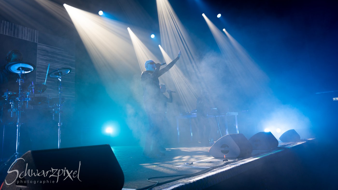 Front 242 und Nitzer Ebb