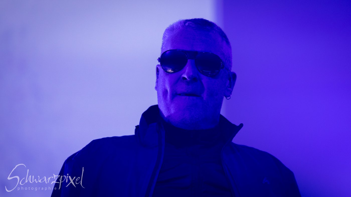 Front 242 und Nitzer Ebb