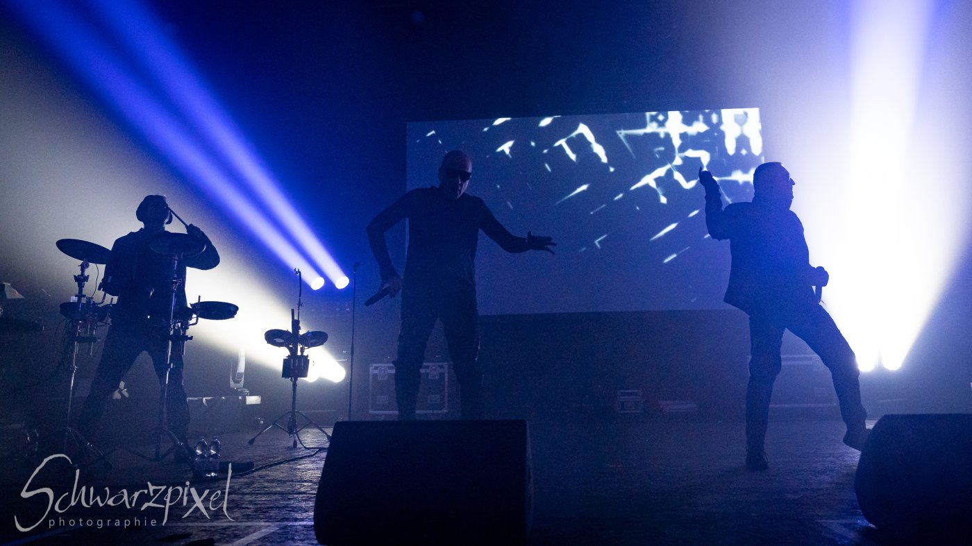 Front 242 und Nitzer Ebb