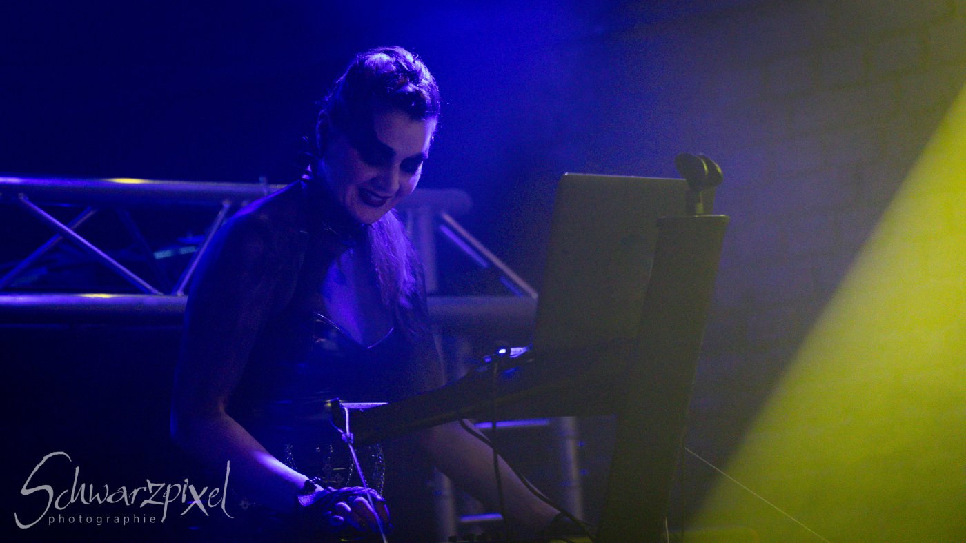 Combichrist Oldschool Set - Matrix 2025