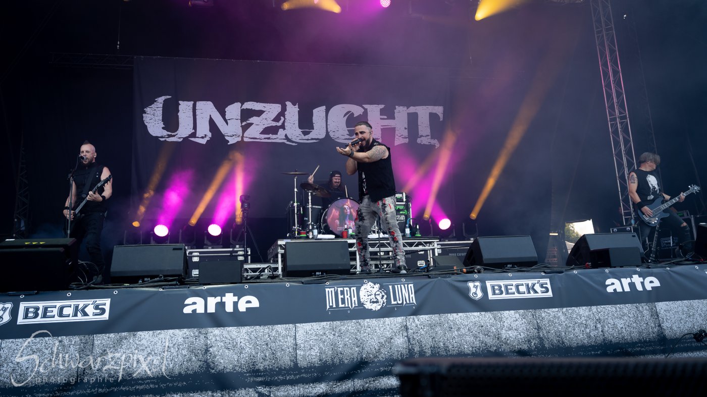 UNZUCHT