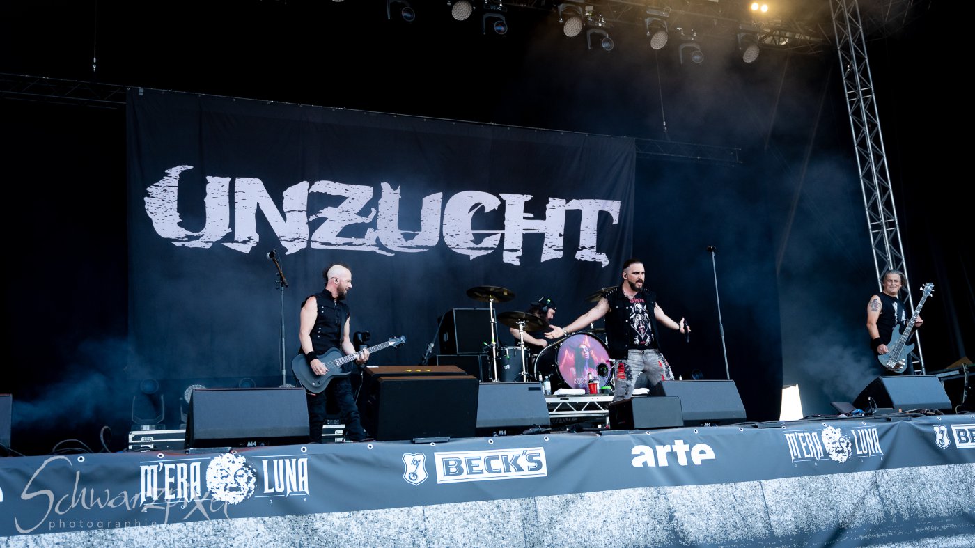 UNZUCHT